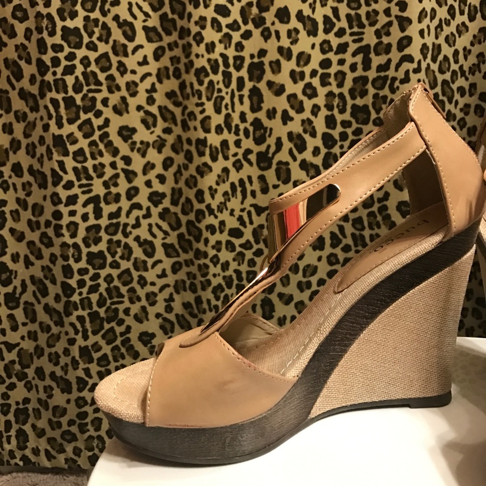 Tan Bucco wedges